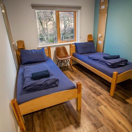 Glen Nevis Youth Hostel Fort William Luaran gambar A room at the hostel
