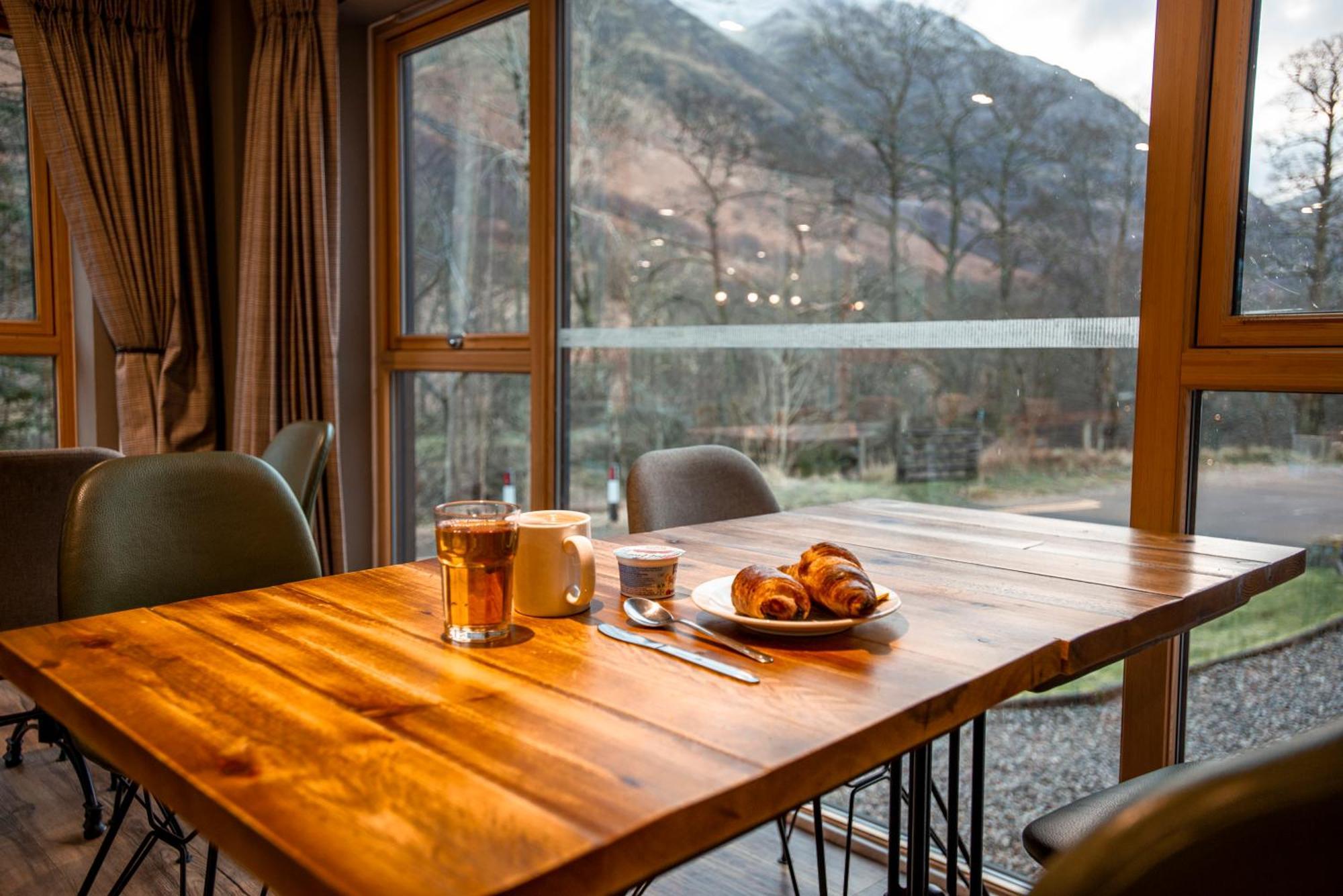 Glen Nevis Youth Hostel Fort William Luaran gambar The restaurant at the hotel