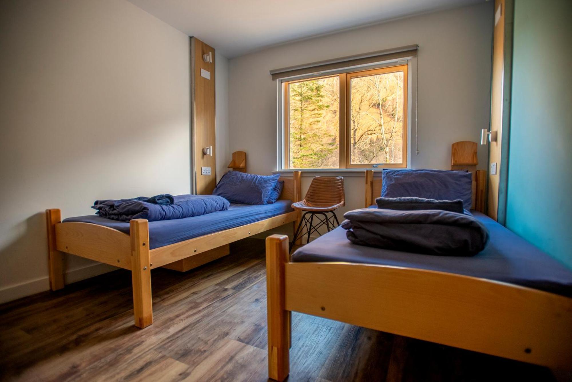 Glen Nevis Youth Hostel Fort William Luaran gambar A typical bedroom at the hostel