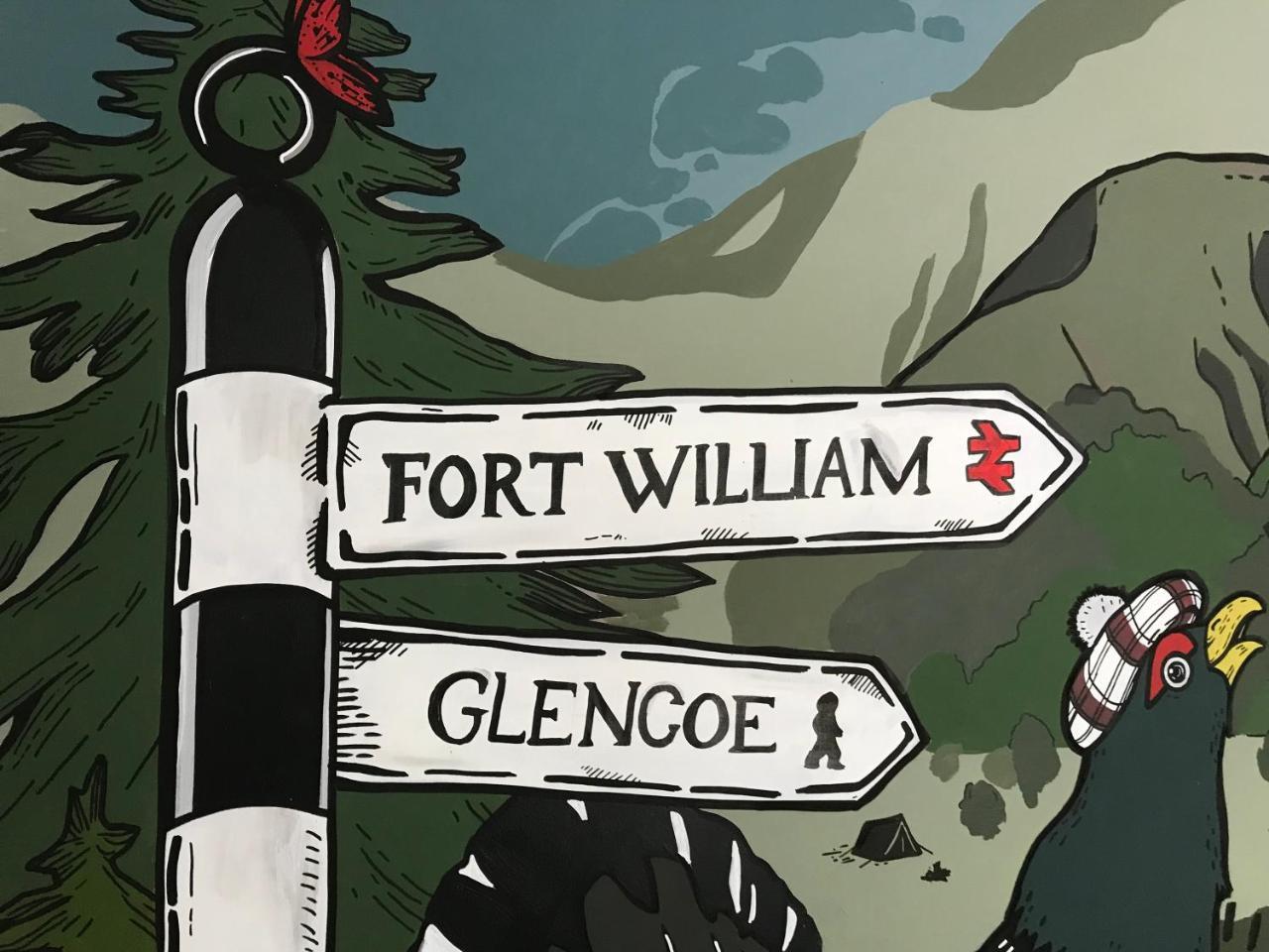 Glen Nevis Youth Hostel Fort William Luaran gambar The signpost for Fort William