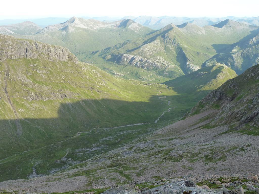 Glen Nevis Youth Hostel Fort William Luaran gambar The valley of the Arvanz